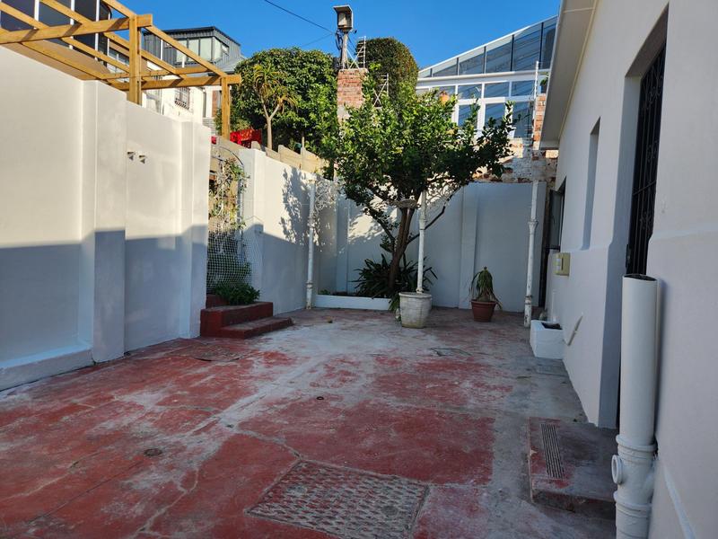 To Let 4 Bedroom Property for Rent in University Estate Western Cape